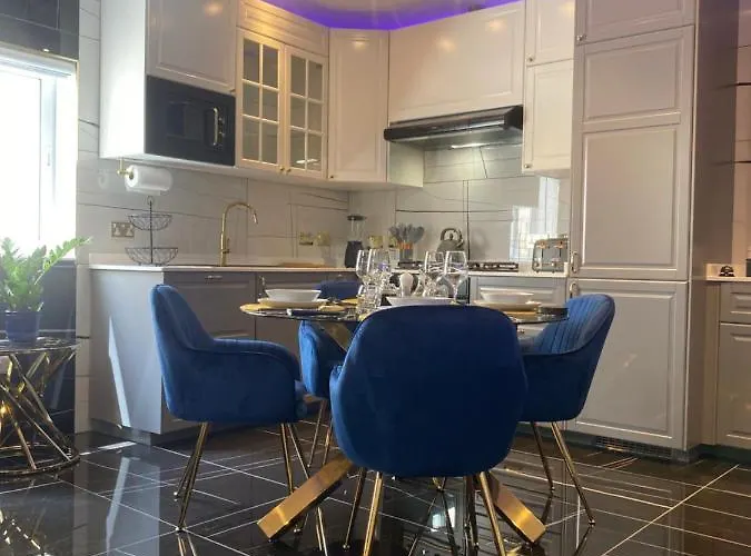 Apartment Azure Gold