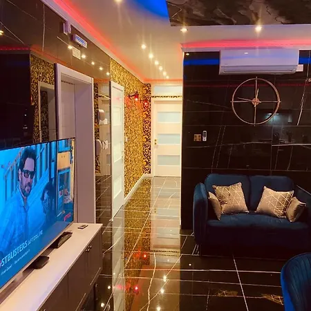 شقة Azure Gold سنجليا