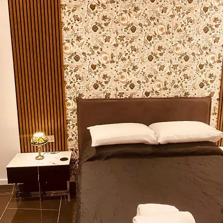 Azure Gold Apartment
