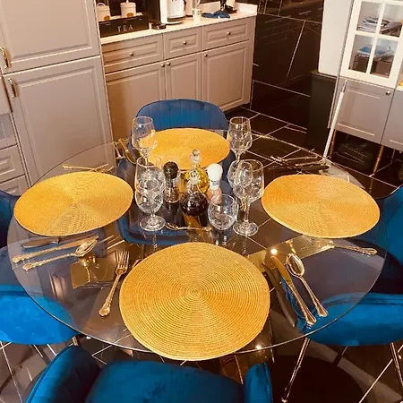 Azure Gold سنجليا