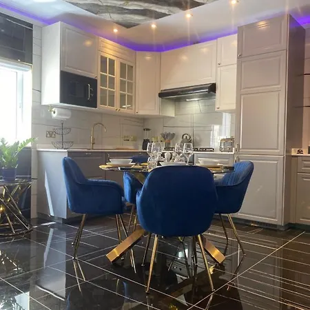 Apartment Azure Gold