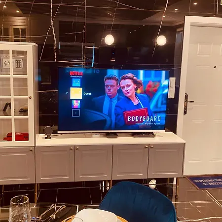 Azure Gold Apartment