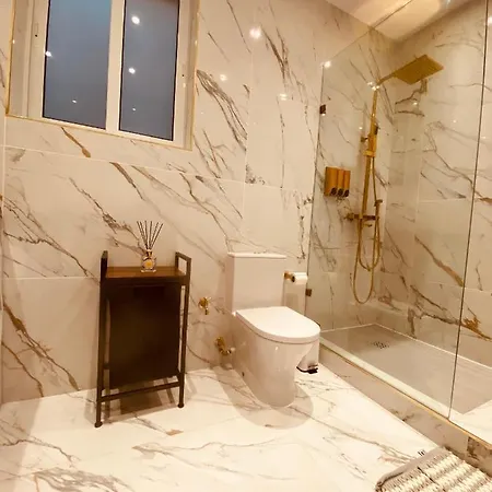 Azure Gold Apartment Senglea