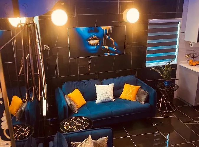 아파트 Azure Gold 센글리아